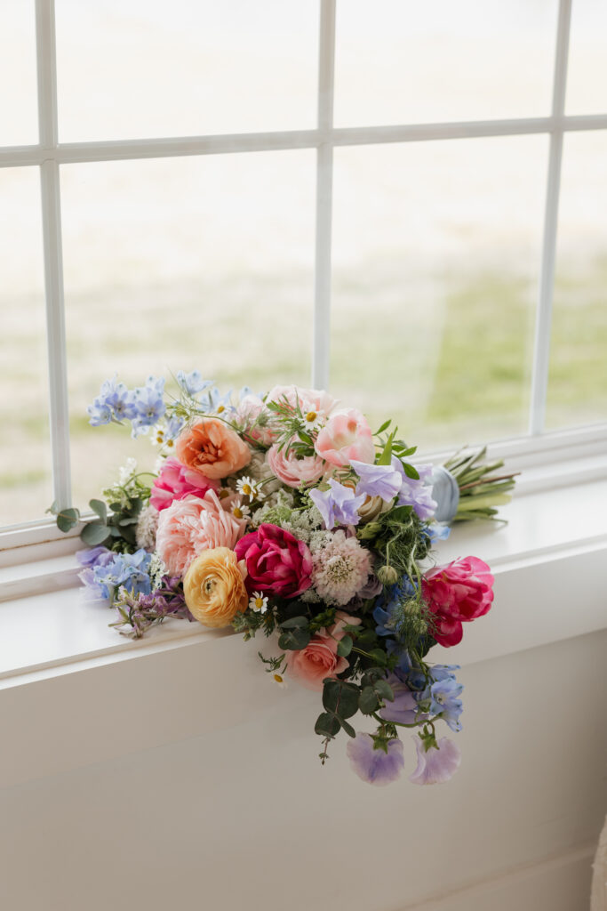 Flower bouquet detail photo at Camp Hosea in Texas