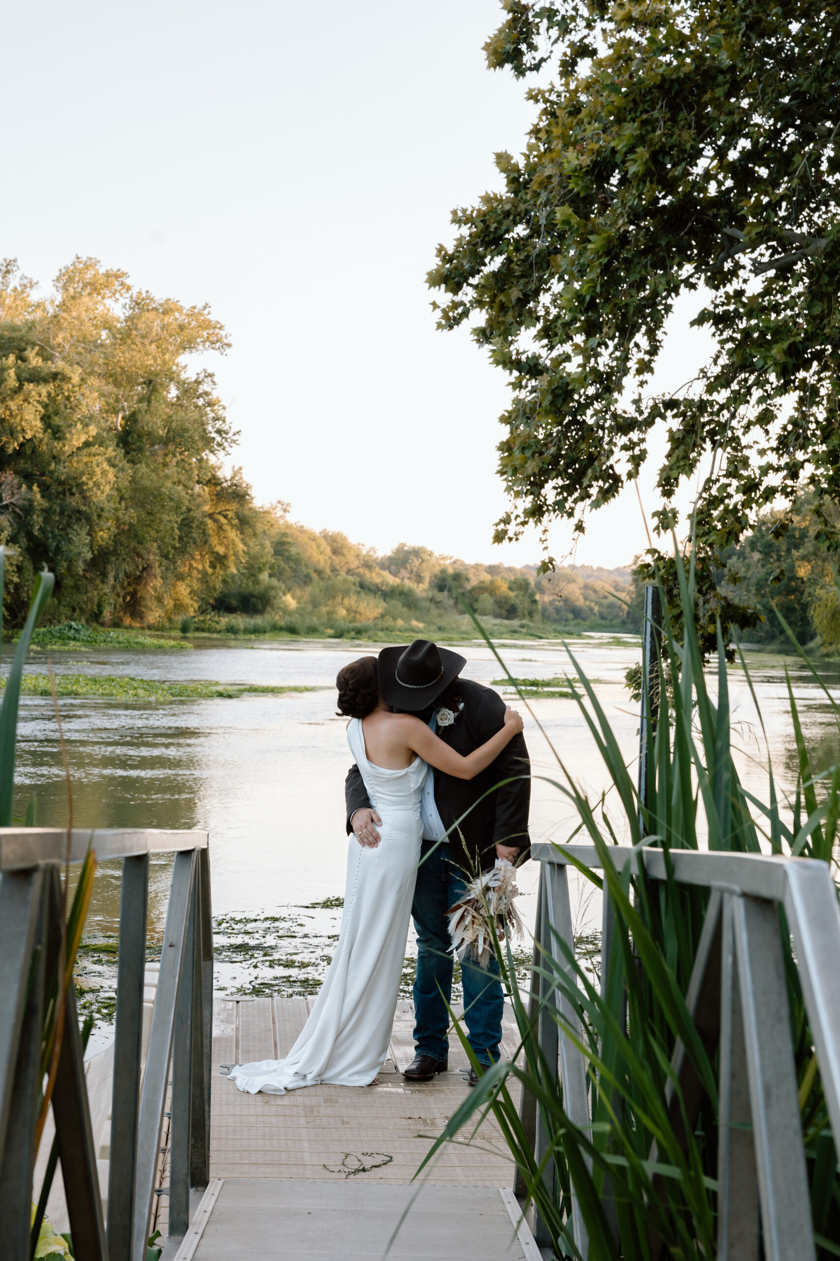 Bride and groom sunset portraits in Texas